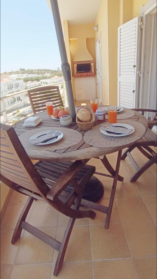 Recanto Das Tertulias - Apartamento 3 Quartos - Perfeito Para Familias E Amigos Daire Lagos Dış mekan fotoğraf